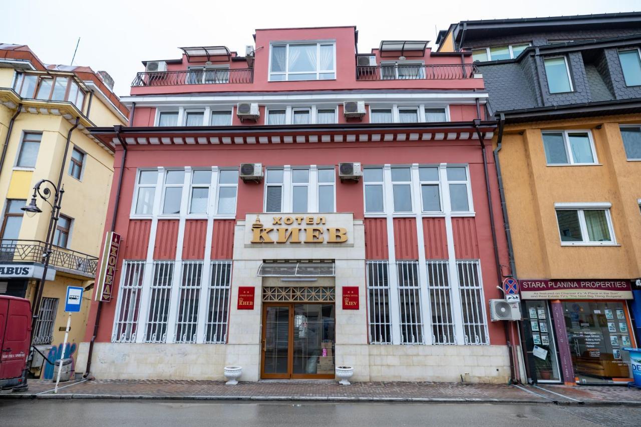 Hotel Kiev เวลีคอเทอร์โนโว ภายนอก รูปภาพ
